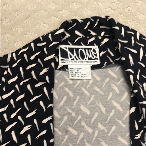 DVF Wrap Dress - Picture 4 of 5